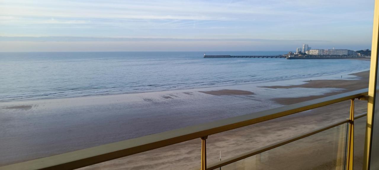 Appartement Vue Mer- Remblai Les Sables D'Olonne - La Cle Chaumoise Exterior foto